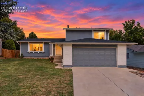 3240 Blue Mountain Way, Colorado Springs, CO 80906