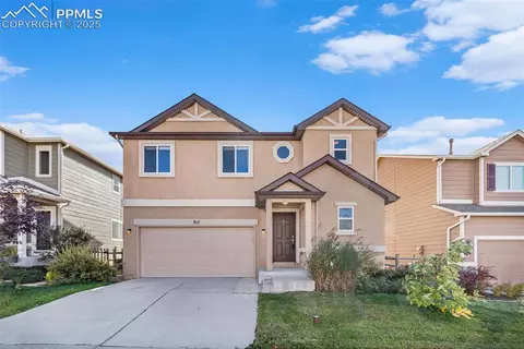 917 Fire Rock Pl, Colorado Springs, CO 80921