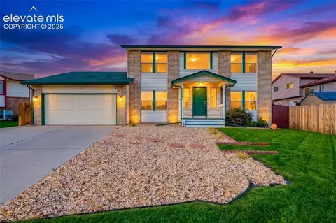 5240 Eden Ln, Colorado Springs, CO 80911