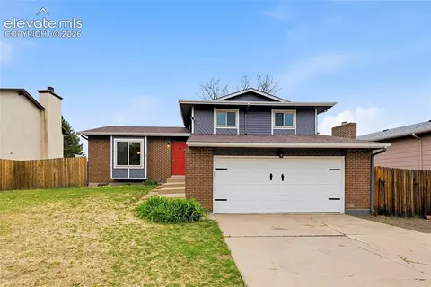 912 Amsterdam Dr, Colorado Springs, CO 80907