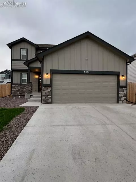 6837 Volga Dr, Colorado Springs, CO 80925