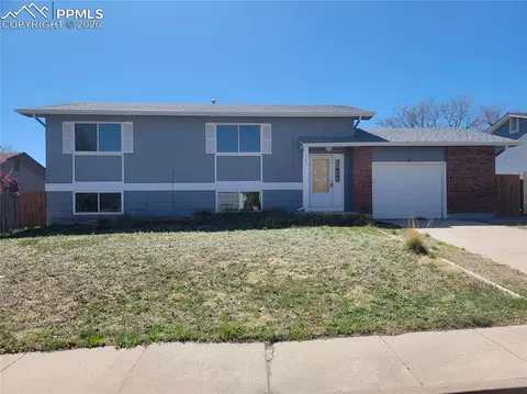 7240 Goldfield Dr, Colorado Springs, CO 80911