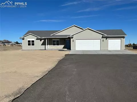 1059 W Mcculloch Na Na, Pueblo West, CO 81007