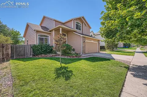 6320 Whirlwind Dr, Colorado Springs, CO 80923