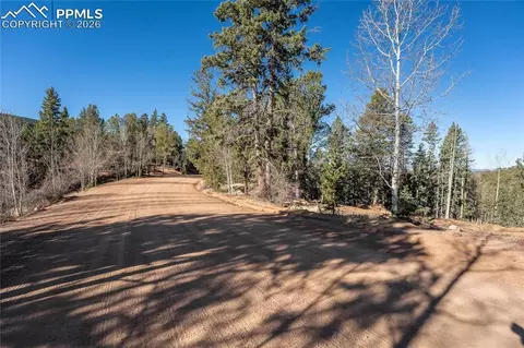 565 Fairview Dr, Cripple Creek, CO 80813