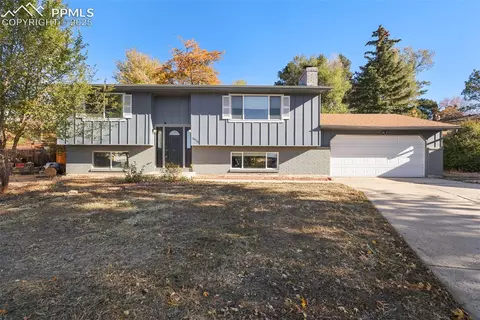 5475 Villa Cir, Colorado Springs, CO 80918