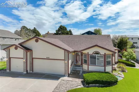 5445 Saddle Rock Rd, Colorado Springs, CO 80918