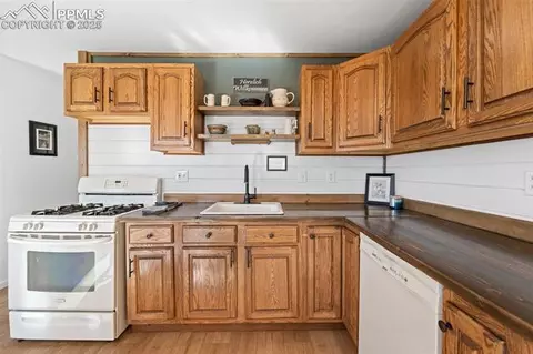 112 Needle Creek Rd, Divide, CO 80814 photo 13