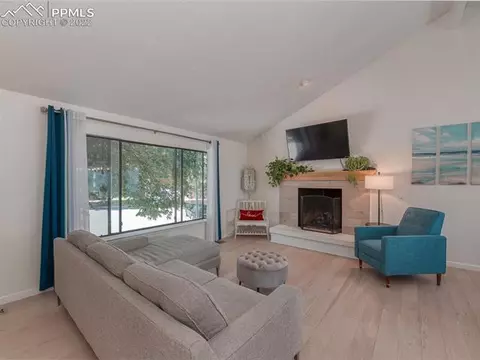 17273 E Kenyon Dr, Aurora, CO 80013 photo 7