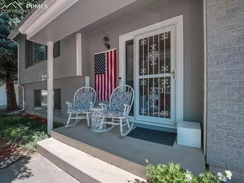 17273 E Kenyon Dr, Aurora, CO 80013 photo 2