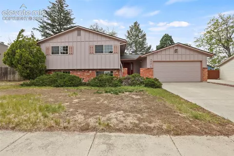 5427 Saddle Horn Ave, Colorado Springs, CO 80915