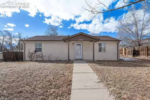 1024 Yuma St, Colorado Springs, CO 80909