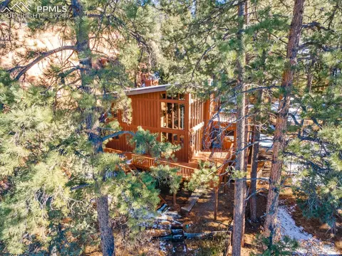4924 W Chippewa Dr, Larkspur, CO 80118