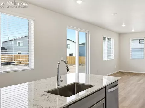 Kitchen - 13326 Valley Peak Dr, Peyton, CO 80831 photo 4 of 5