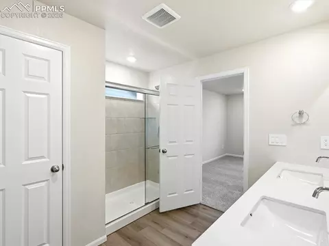 Bath - 13326 Valley Peak Dr, Peyton, CO 80831 photo 1 of 3