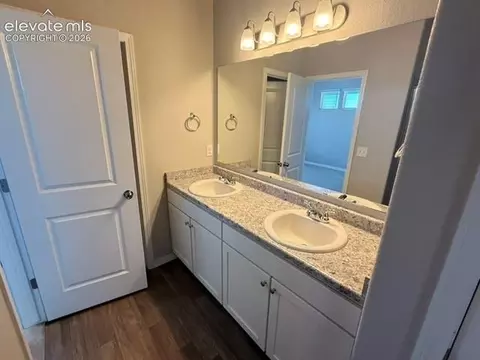 Bath - 8148 Kittrick Pl, Peyton, CO 80831 photo 2 of 5