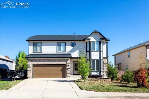 1216 Gumwood Dr, Colorado Springs, CO 80906