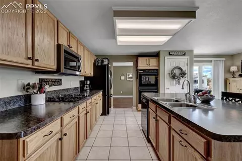 8460 Tibbs Rd, Peyton, CO 80831 photo 10