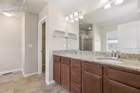 Bath - 11909 Eagle Crest Ct, Peyton, CO 80831 photo 2 of 3