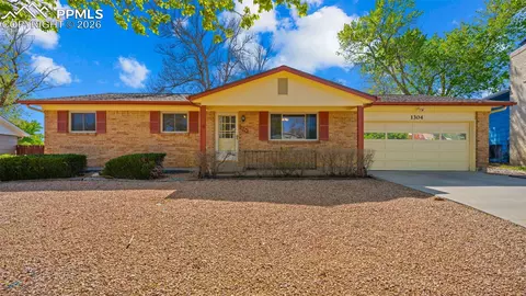 1304 De Reamer Cir, Colorado Springs, CO 80915