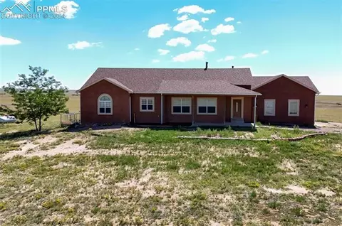 31790 Sanborn Rd, Yoder, CO 80864 photo 2