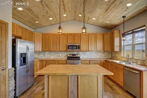 31790 Sanborn Rd, Yoder, CO 80864 photo 12