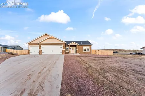 1334 N Will Rogers Dr, Pueblo, CO 81007