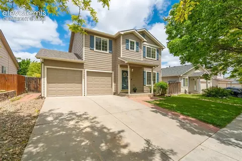 3743 Pronghorn Ln, Pueblo, CO 81005