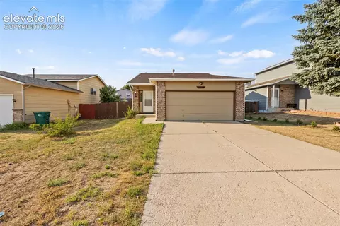 4761 Witches Hollow Ln, Colorado Springs, CO 80911