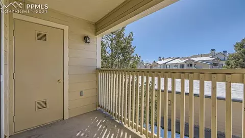 9961 E Idaho Cir #202, Denver, CO 80247 photo 25