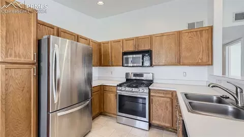 9961 E Idaho Cir #202, Denver, CO 80247 photo 10