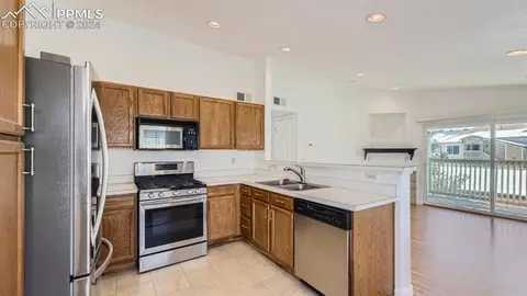 9961 E Idaho Cir #202, Denver, CO 80247 photo 11