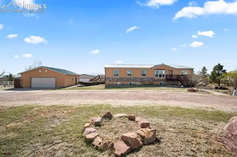 6810 Buckboard Dr, Peyton, CO 80831