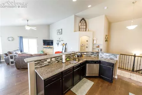 10340 Evening Vista Dr, Peyton, CO 80831 photo 9