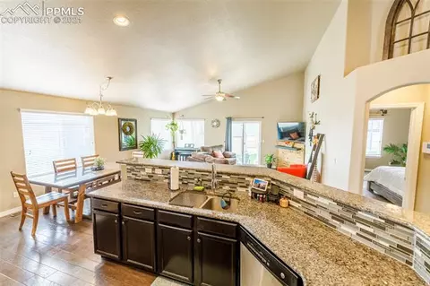 10340 Evening Vista Dr, Peyton, CO 80831 photo 10