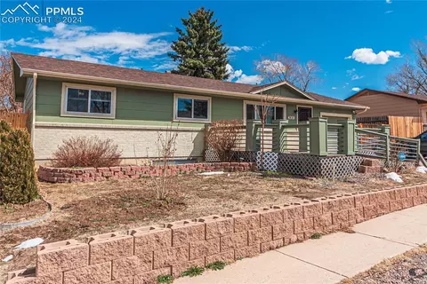 3616 Fairmont Pl, Colorado Springs, CO 80910