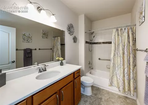 Bath - 12931 Stone Valley Dr, Peyton, CO 80831 photo 6 of 7