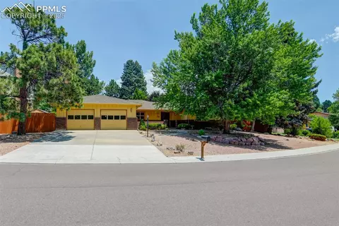 3710 Saddle Rock Rd, Colorado Springs, CO 80918