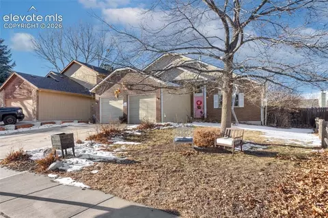 3840 Summer Breeze Dr, Colorado Springs, CO 80918