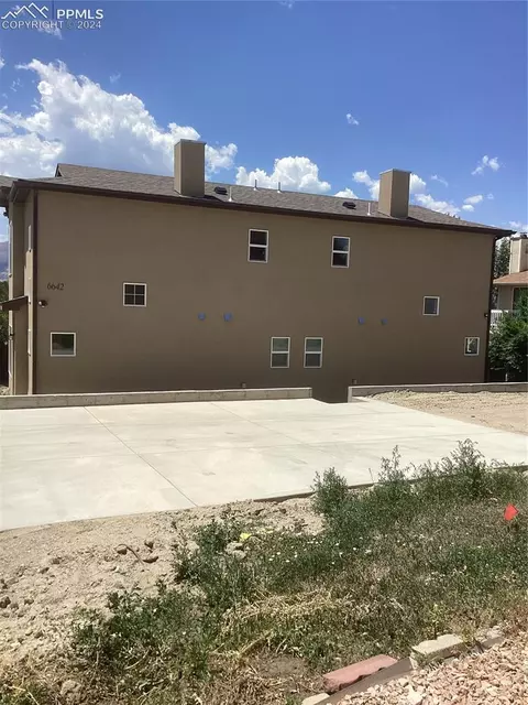 6642 W Dublin Loop, Colorado Springs, CO 80918