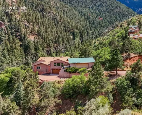 812 Crystal Park Rd, Manitou Springs, CO 80829
