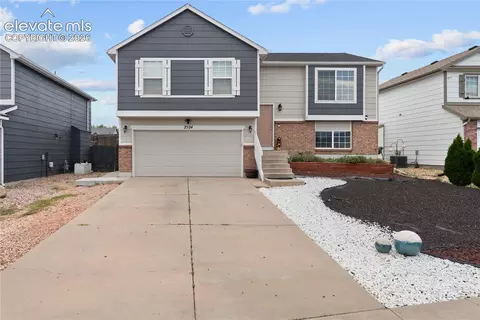 2524 Weyburn Way, Colorado Springs, CO 80922