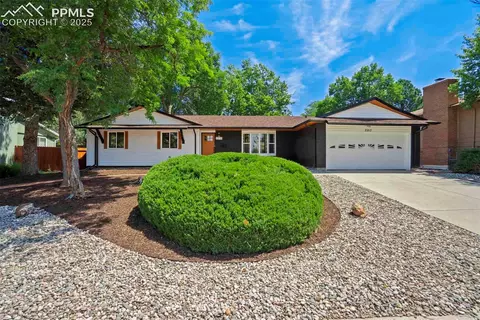 2215 Northglen Dr, Colorado Springs, CO 80909