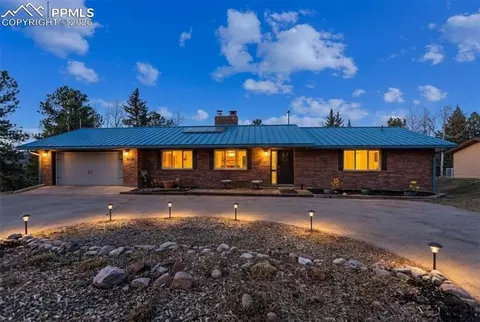 175 Piney Point Ln, Woodland Park, CO 80863