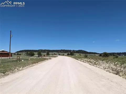 15835 Alta Plaza Cir, Peyton, CO 80831 photo 3