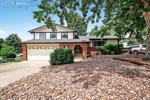 4060 Host Ln, Colorado Springs, CO 80917