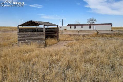35525 Fossinger Rd, Yoder, CO 80864 photo 2