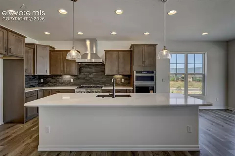 Kitchen - 16640 Timbercrest Dr, Monument, CO 80132 photo 4 of 6