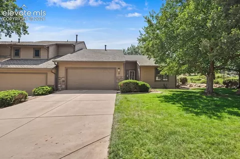 23 Woodbridge Dr, Colorado Springs, CO 80906