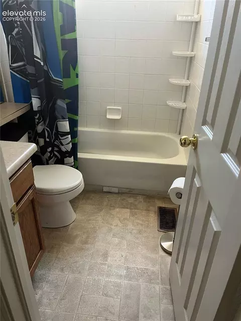 Bath - 9845 Everglades Dr, Peyton, CO 80831 photo 3 of 7